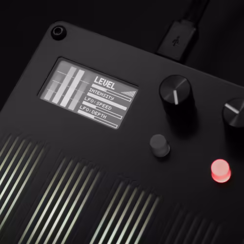 Doboz DVNA : Un synthétiseur à accords et textures, avec une touche d'originalité